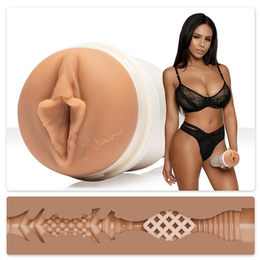 Model Autumn Falls und die Fleshlight Girls Cream mit Insert